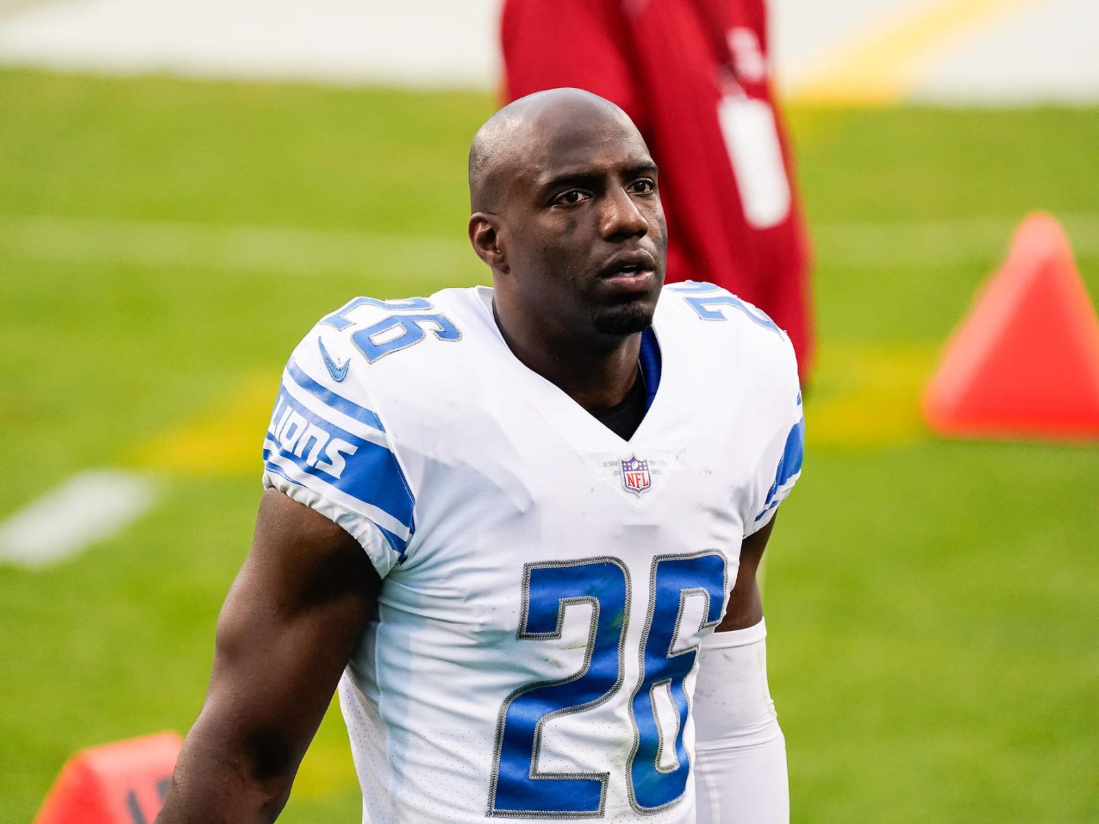Falcons sign safety Duron Harmon to one year deal Yardbarker