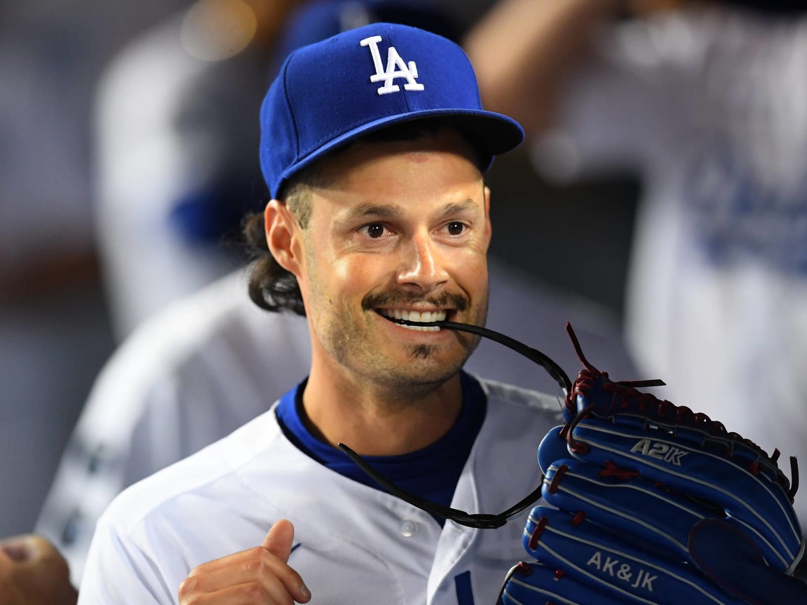 Joe Kelly traded his jersey for a mariachi jacket. National treasure 🤣🤣  (Via @mgarijc) . #dodgers #dodgerfans #losangeles #dodgernation