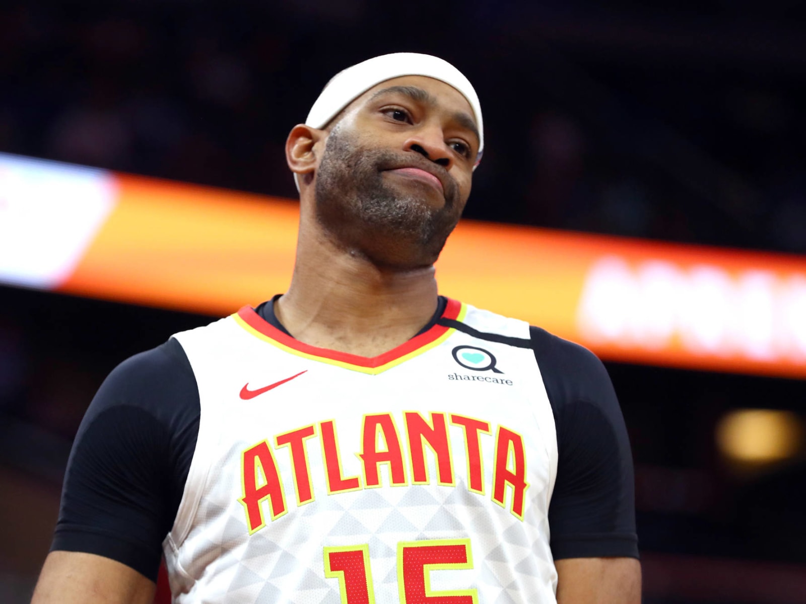 Breaking Down Vince Carter's Career: The Best Dunker In NBA