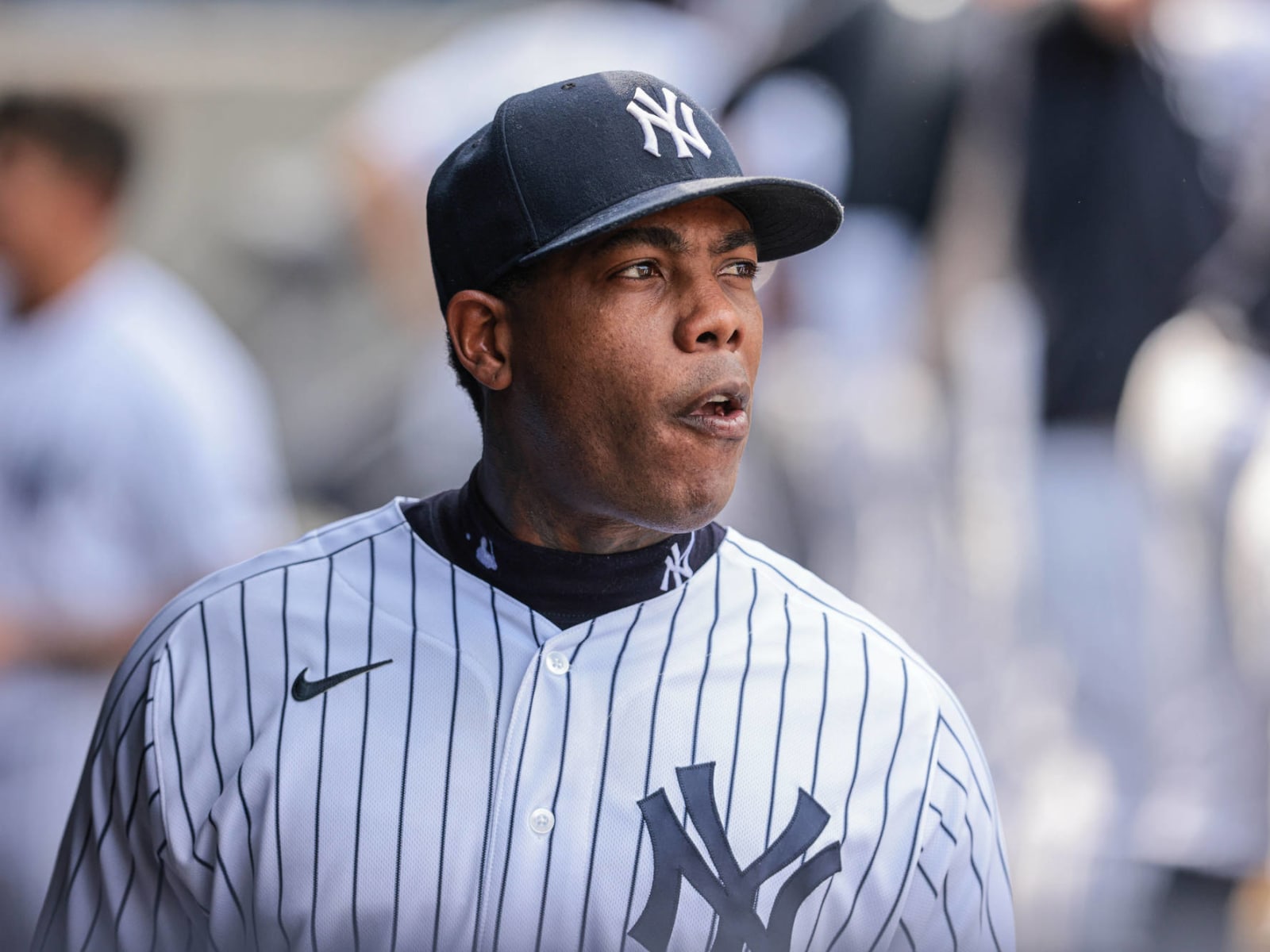 Yankees closer Aroldis Chapman tests positive for coronavirus - Los Angeles  Times