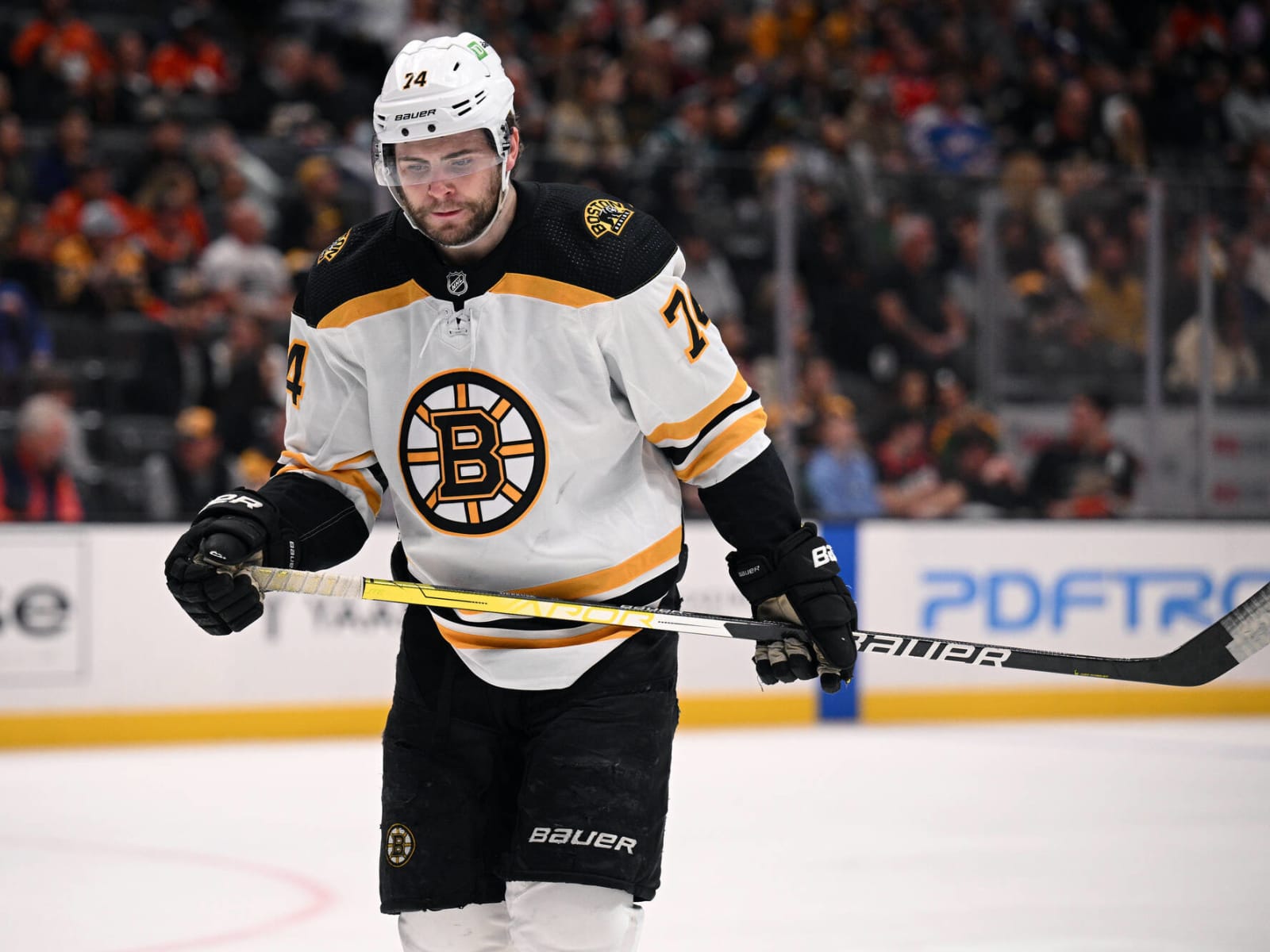 Bruins sign DeBrusk to 2-year deal with $3.675M AAV