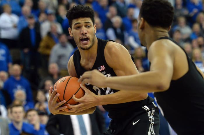 Kaiser Gates, Xavier