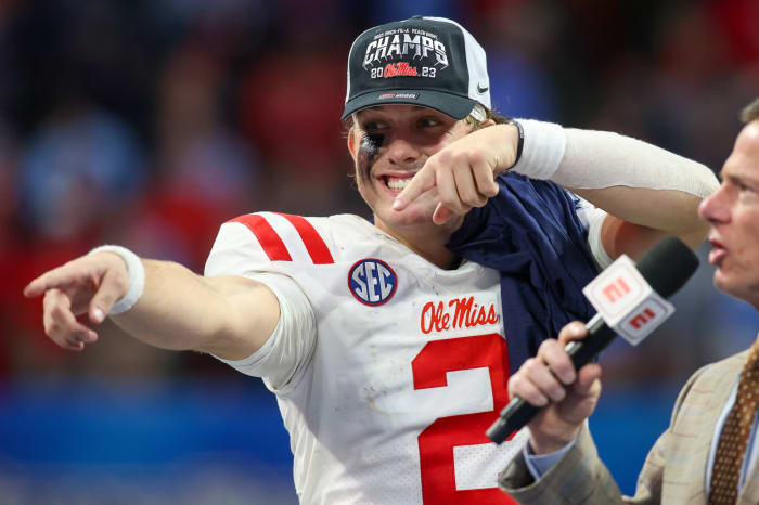 Who are the Heisman frontrunners?