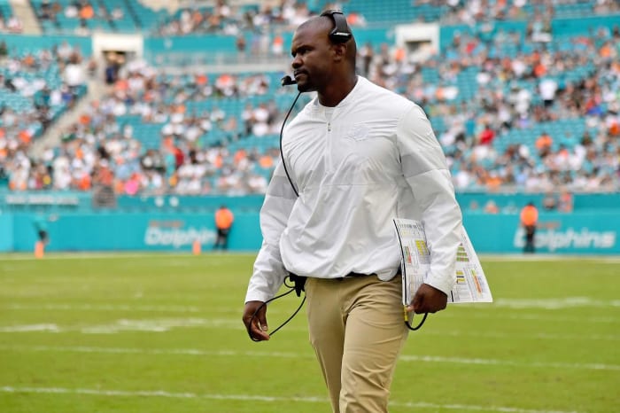 Brian Flores' defensive changes in Minnesota