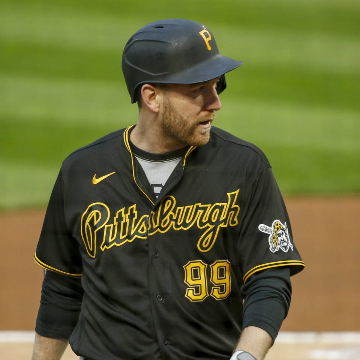 Pirates designate Todd Frazier for assignment