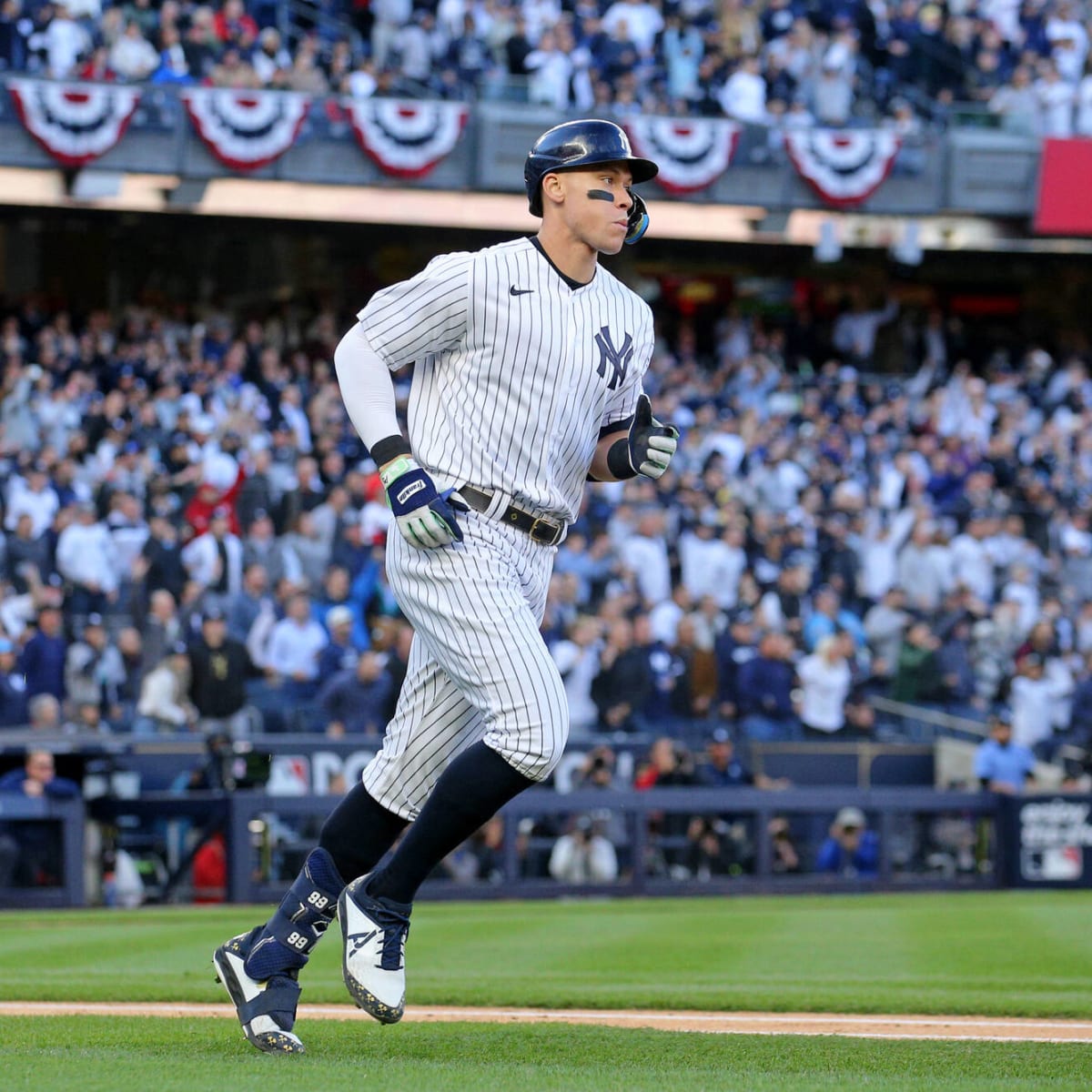 The reason Yankees' Aaron Judge kissed the NY logo on his jersey after Game  5 homer 