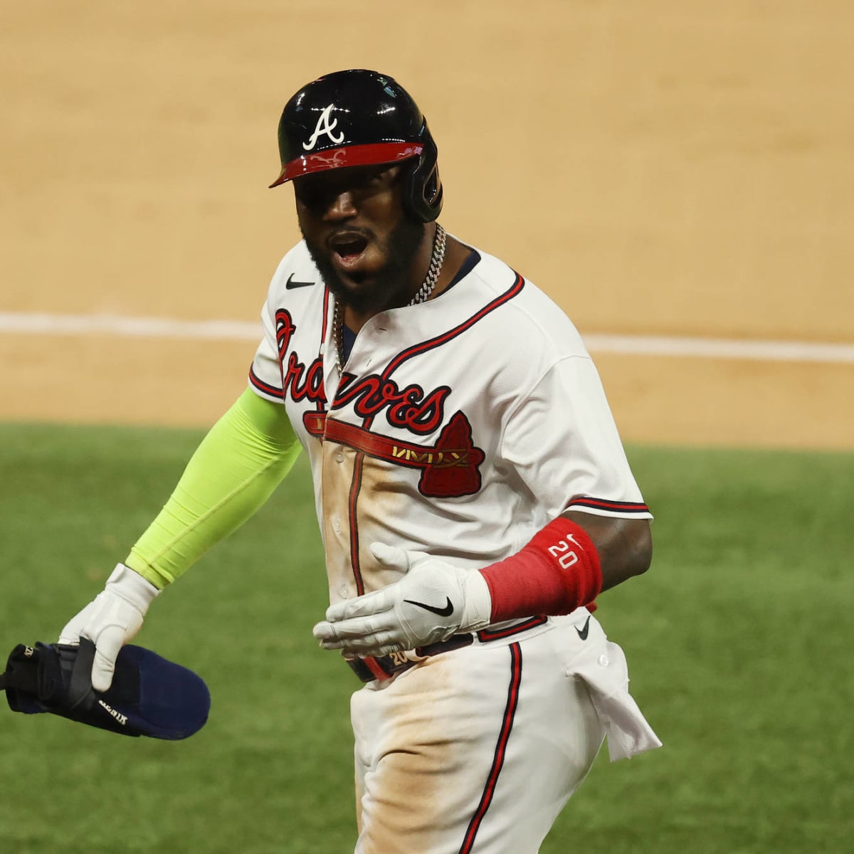 Free-agent outfielder Marcell Ozuna reaches four-year, $65 million deal to  stay with Atlanta Braves 