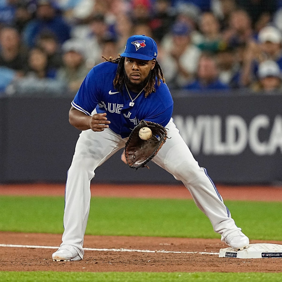 Blue Jays, Vladimir Guerrero Jr. avoid arbitration