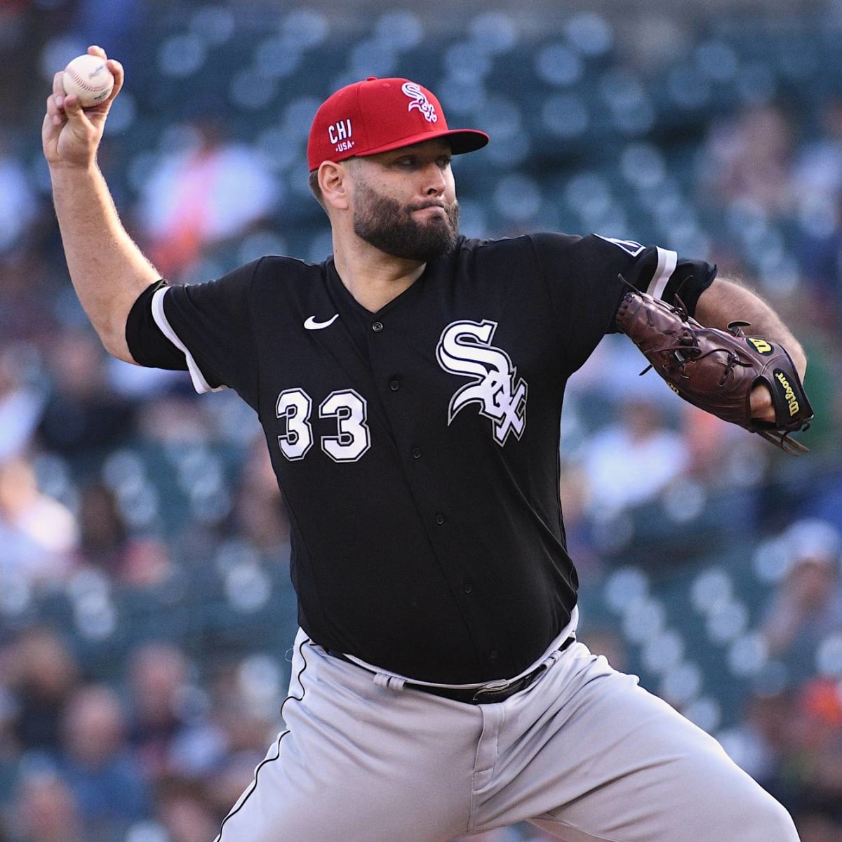 White Sox, Lynn agree to 2-year, $38M extension