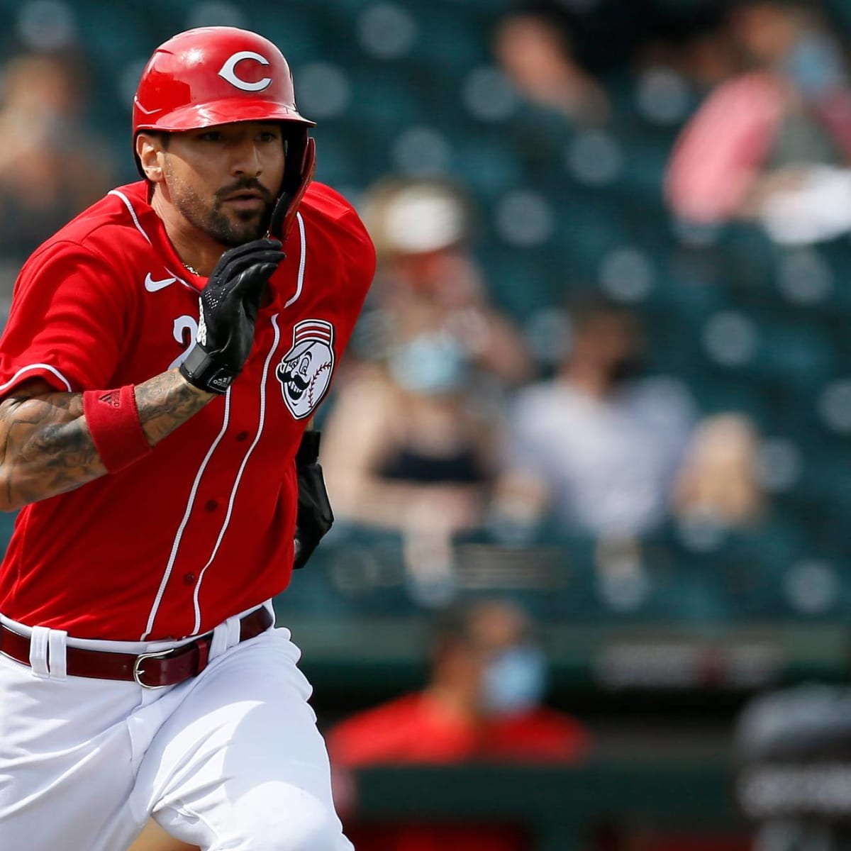 Castellanos receives two-game suspension from Reds-Cardinals