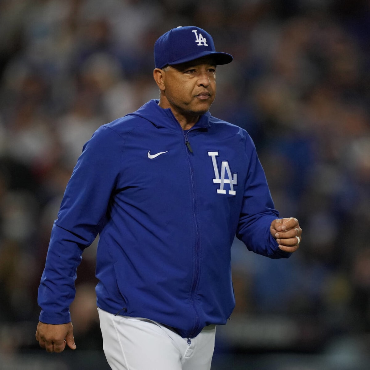 Dave Roberts breaks silence on pulling Clayton Kershaw