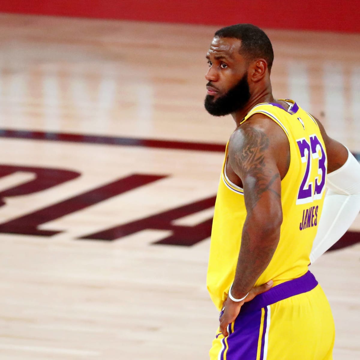 Lakers LeBron James does not receive a single MVP vote for the