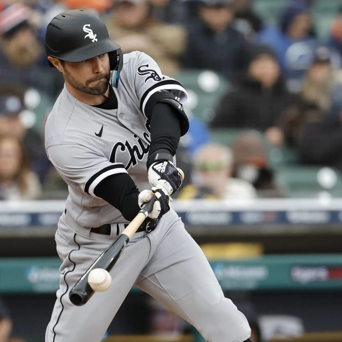 Pollock helps White Sox top Guardians 5-4 for DH split