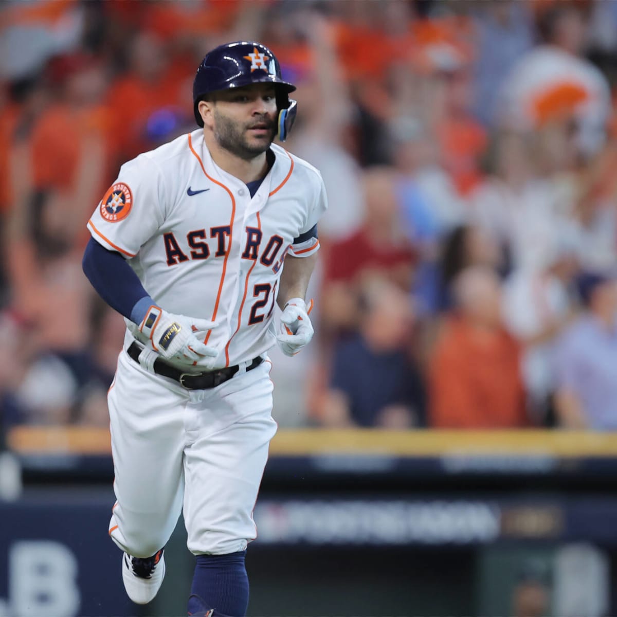 Cardinals host Rangers in 2011 World Series rematch