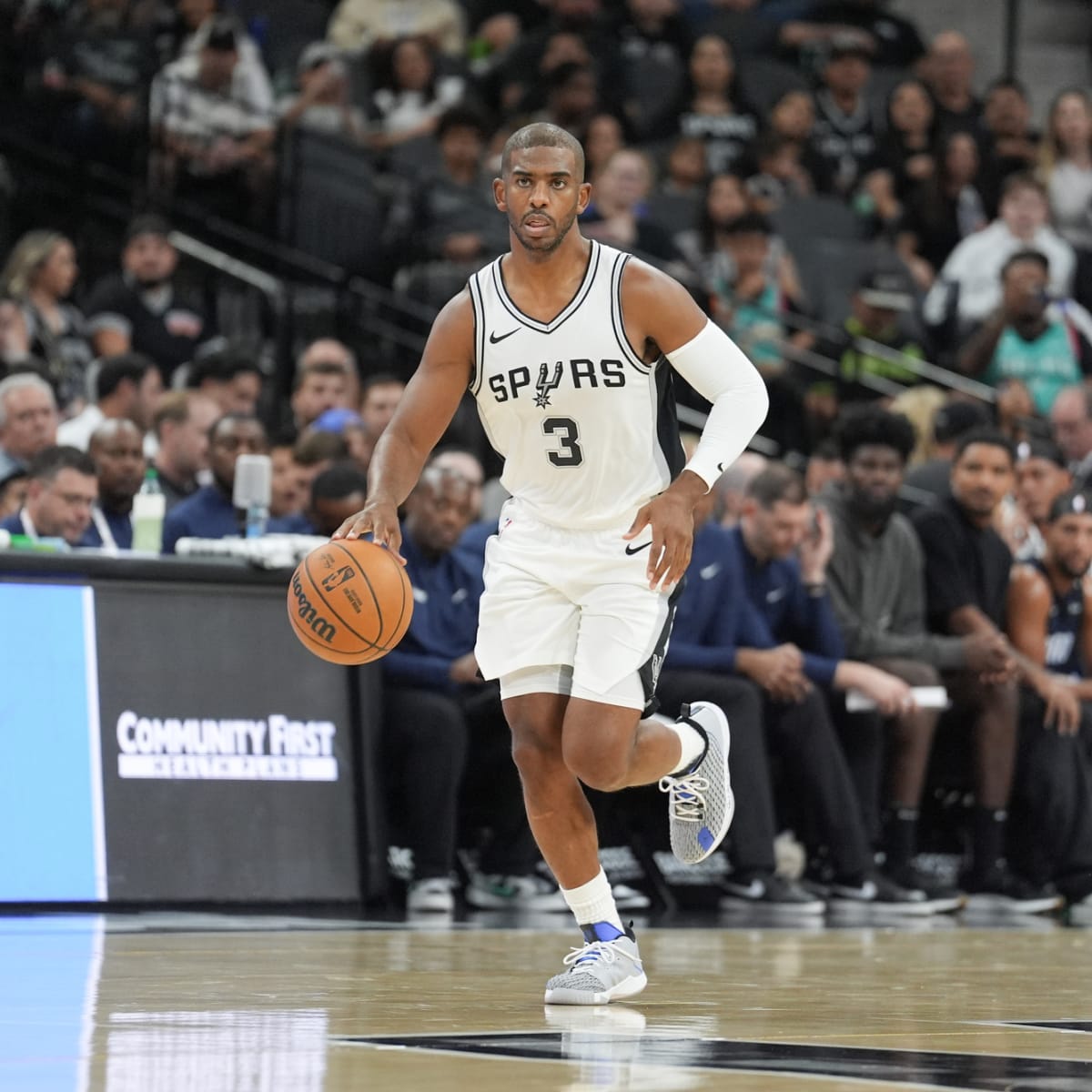 Cp3 spurs store
