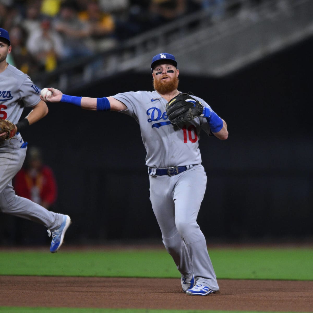 Dodgers to honor award nominee Justin Turner Wednesday