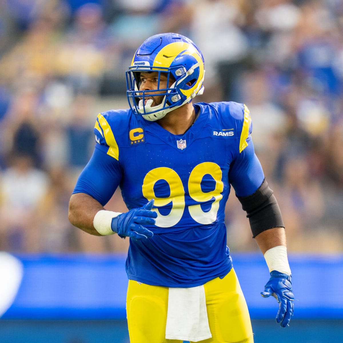 Aaron donald yellow jersey outlet
