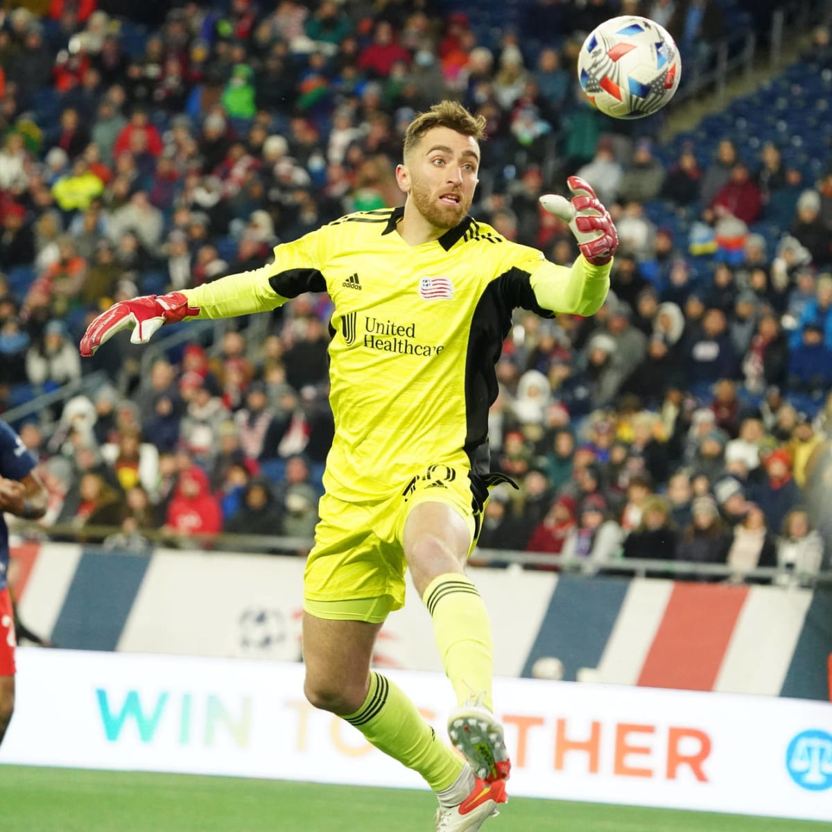 USMNT GK Matt Turner wowed fans with 4 home runs at Cardinals practice