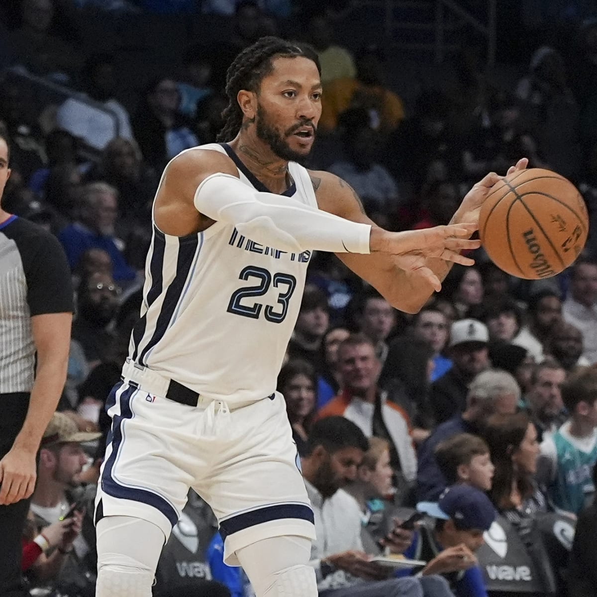 Derrick Rose Shares How Kobe Bryant Tricked Him Until They Went To The Philippines Yardbarker