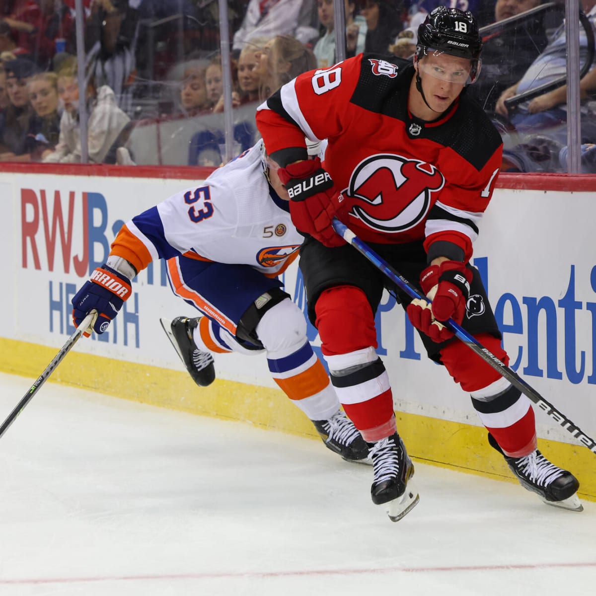 New Jersey Devils' Ondrej Palat (18) skates past the New York