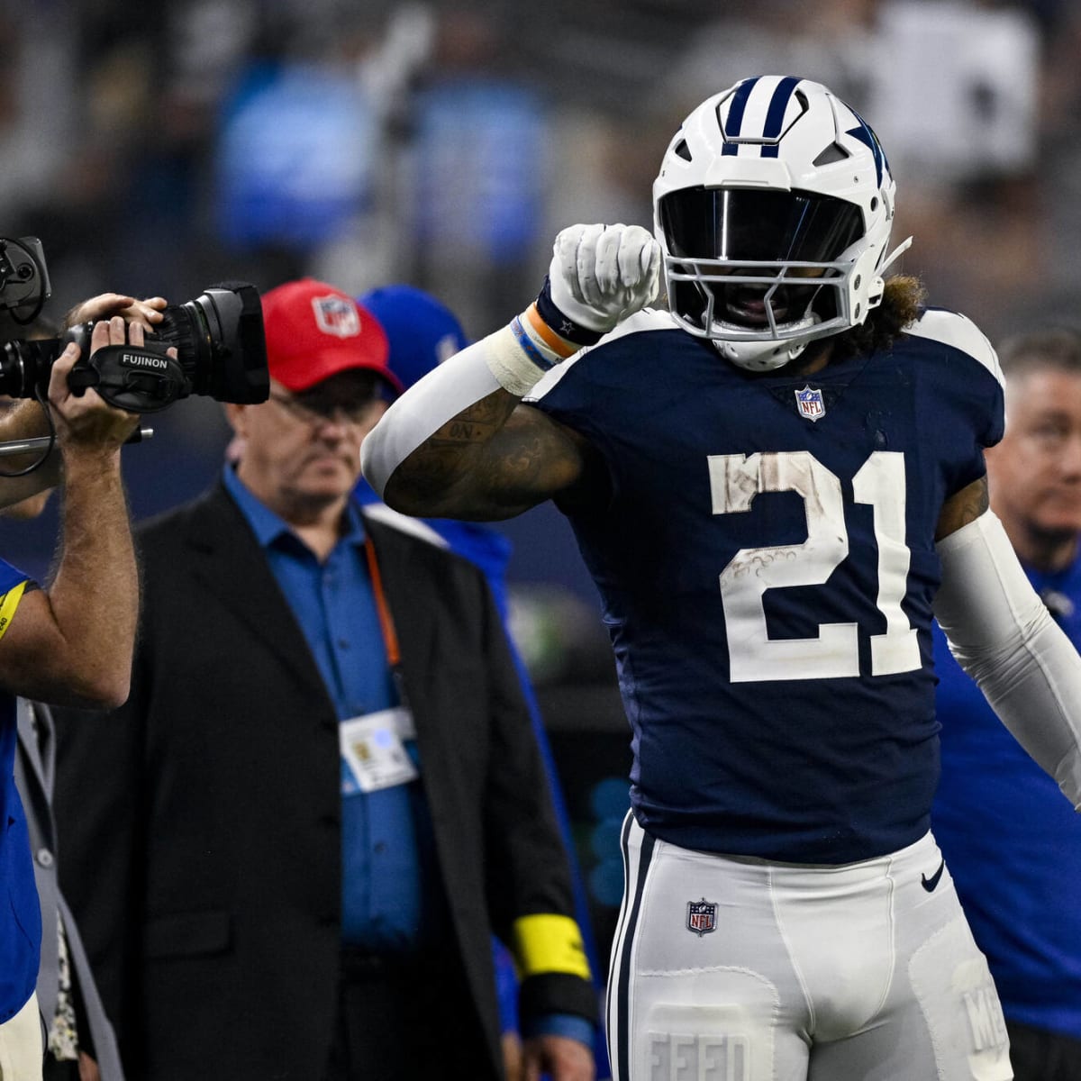 Cowboys-Giants' Thanksgiving NFL Game Draws Record 42 Million