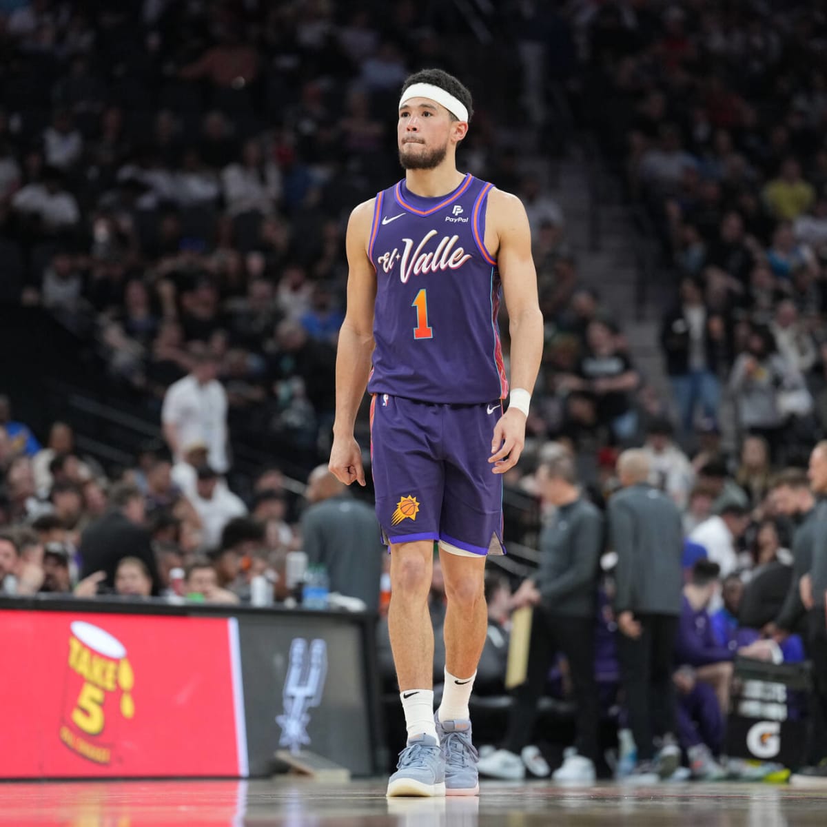 Devin Booker restores control back in Phoenix in victory over the