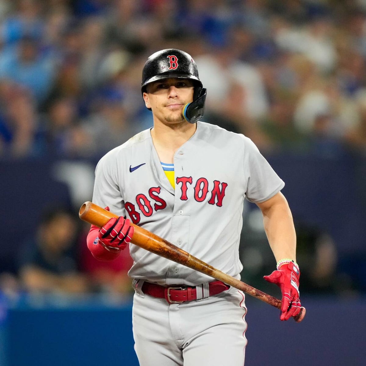 Red Sox, Hernandez agree to one-year, $10M contract extension
