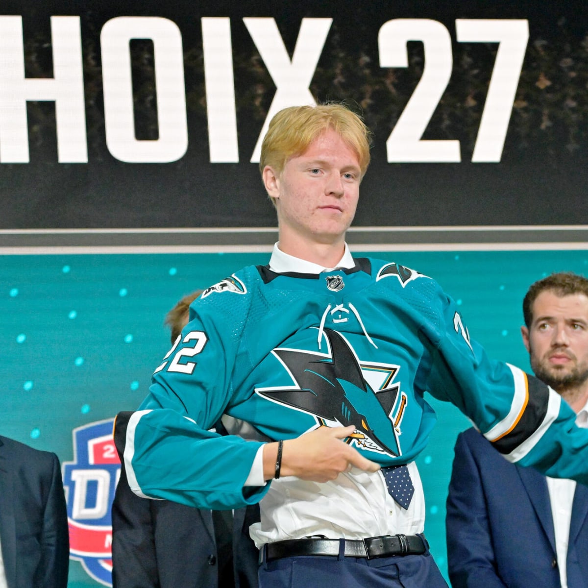 Totally Teal: San Jose Sharks Unveil New Uniforms for 2023 –  SportsLogos.Net News