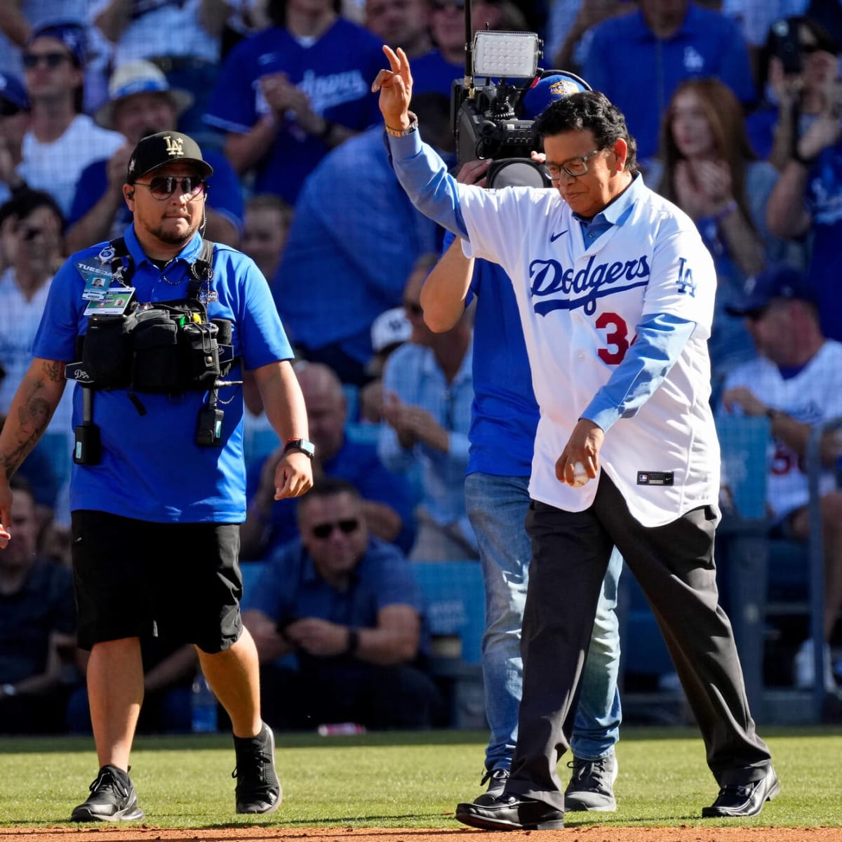 This Day In Dodgers History: Fernando Valenzuela Ties National League  Rookie Record For Shutouts