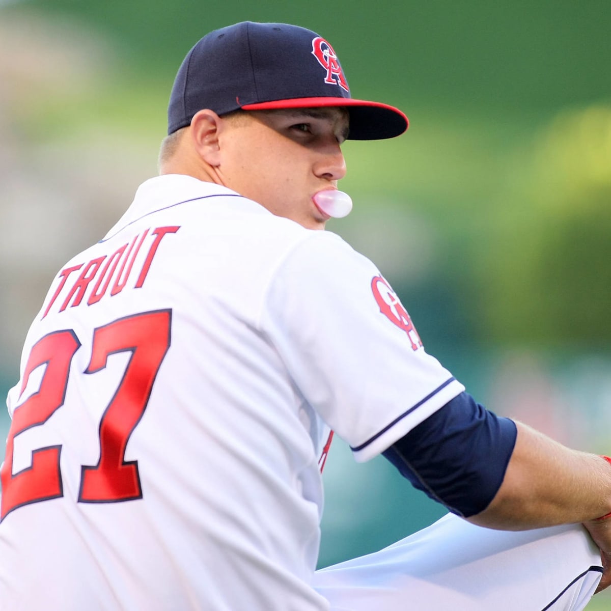 Reds top Twins 7-2, clinch 1st playoff spot since 2013 Minneapolis