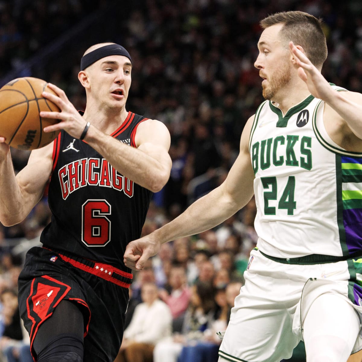 Bulls' Alex Caruso in concussion protocol, status for Game 5 unclear – NBC  Sports Chicago