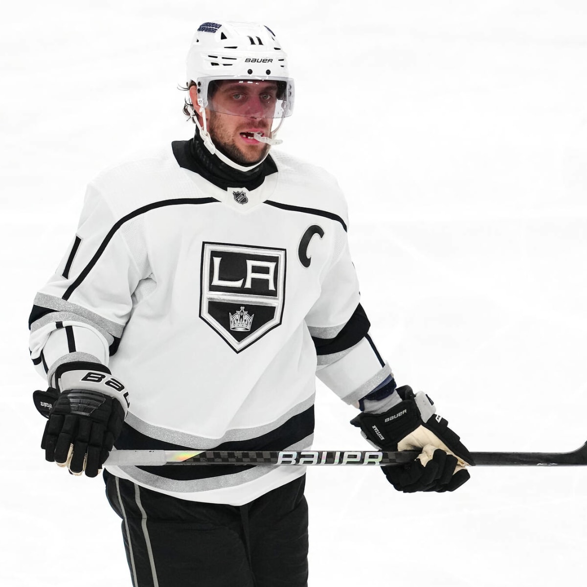 Anze Kopitar proud of reaching Kings' games played record in season of many  possible milestones