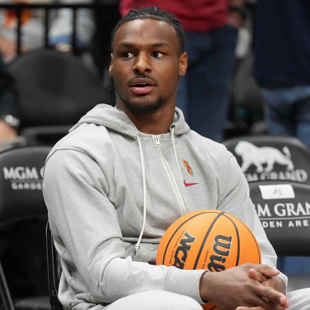 Hoodie bronny 2025