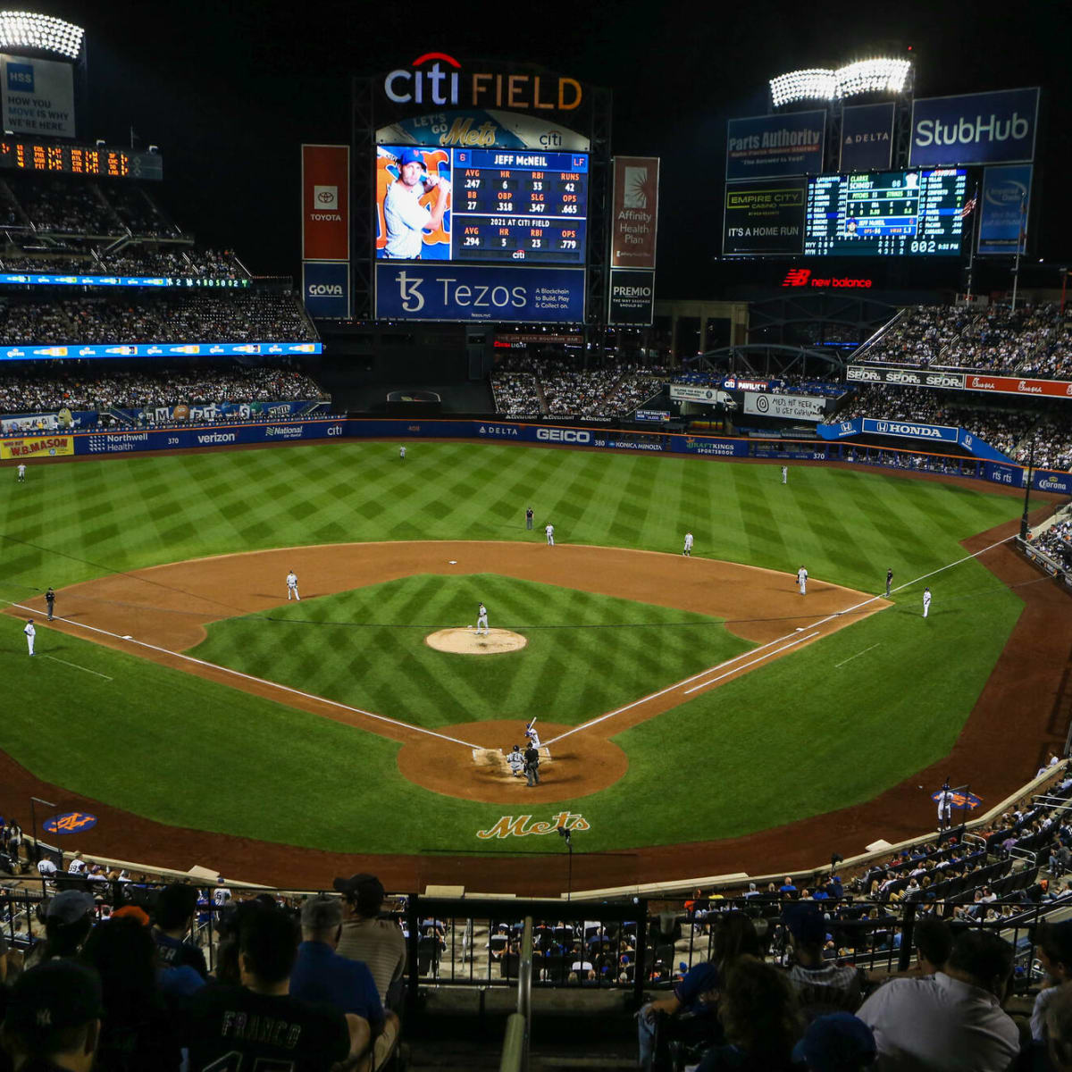 New York Mets on X: 🏀🏒 ENTER FOR YOUR CHANCE TO WIN ⚽️🏈 Repost this for  your chance to win a #Mets basketball, hockey, soccer and football jersey!  Rules:   /