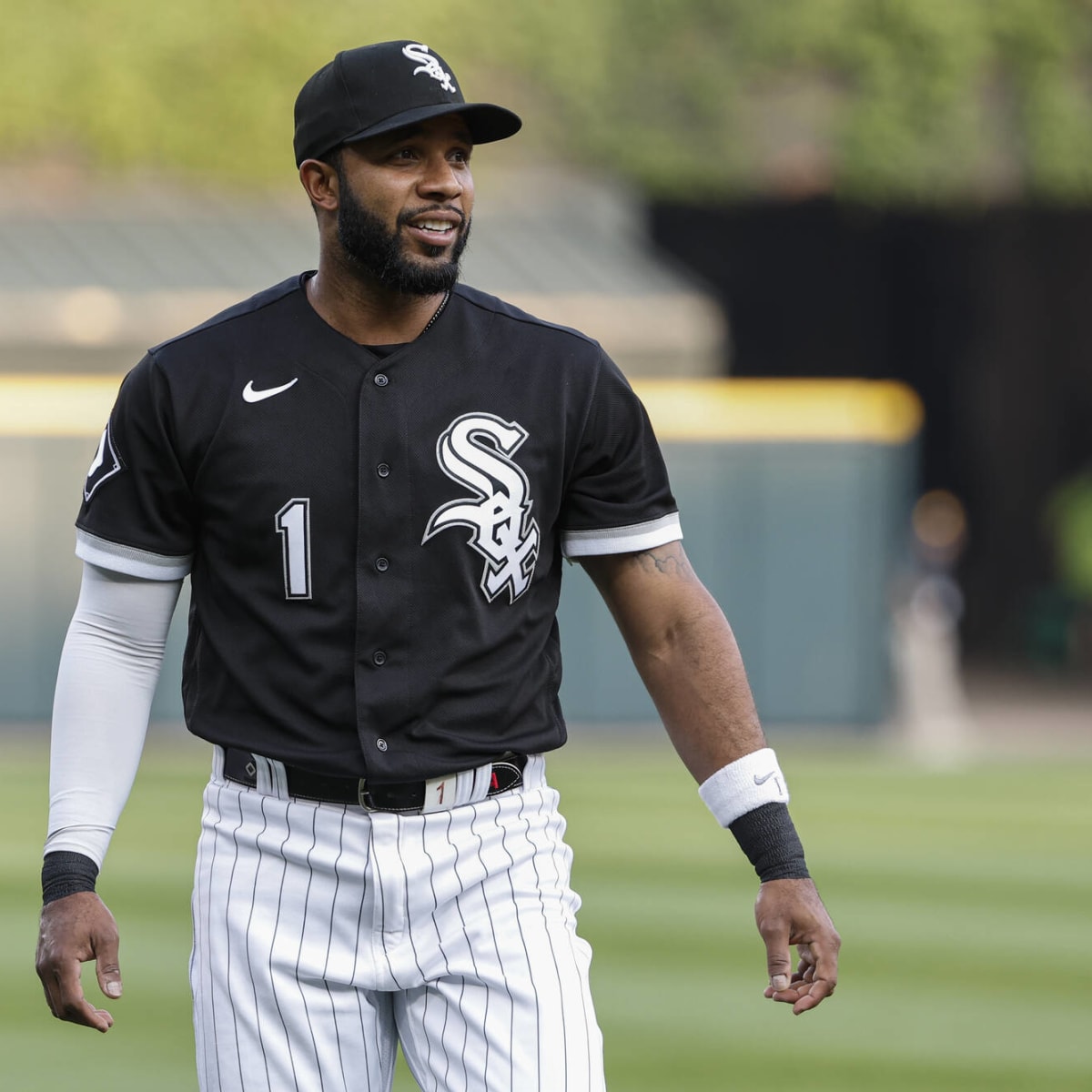 Elvis Andrus Lifts White Sox to a 5-4 Win - On Tap Sports Net