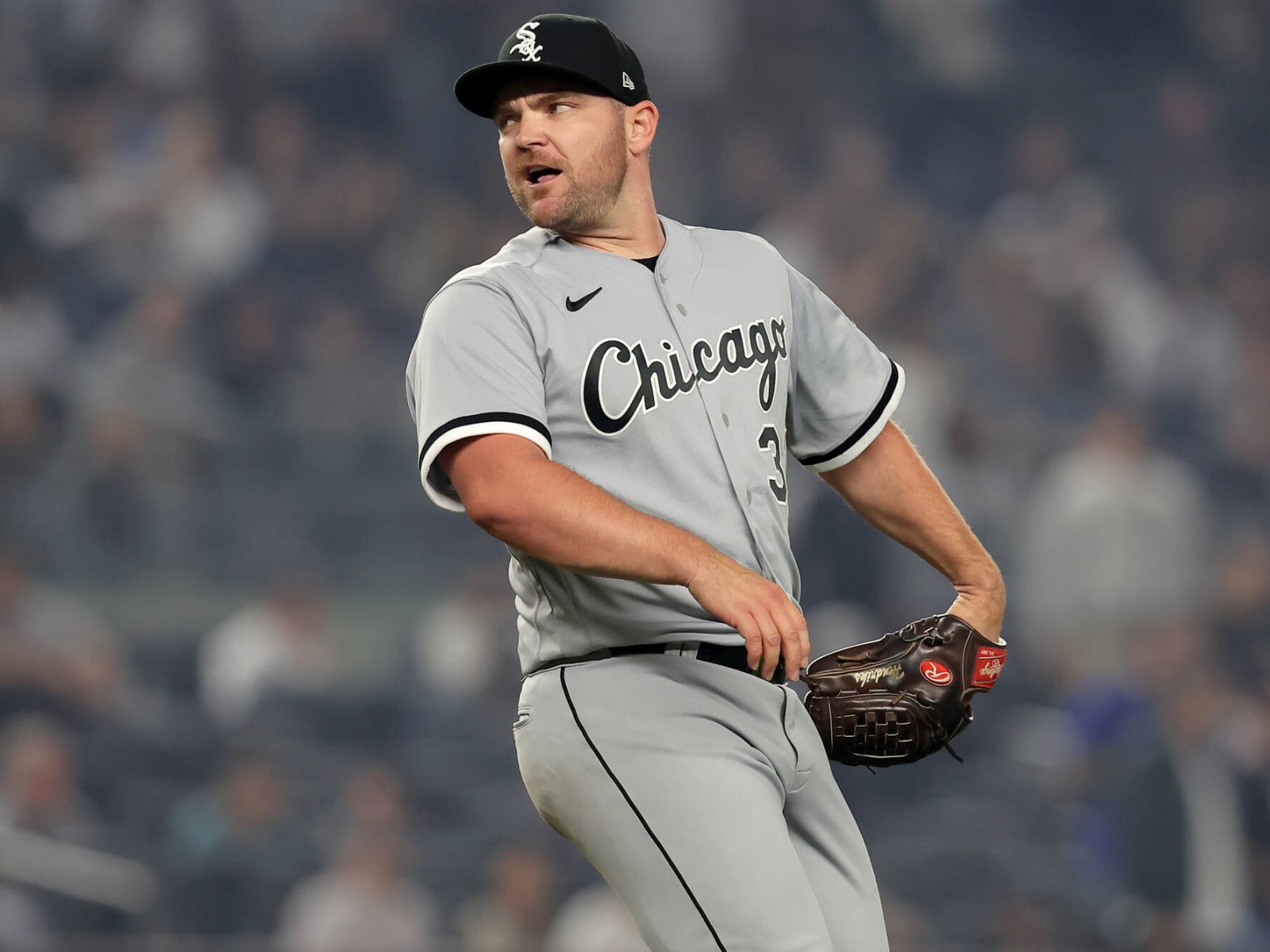 Chicago White Sox Closer Liam Hendriks Makes Awesome Speech While Receiving  the Jimmy V Award at the ESPYs - Fastball