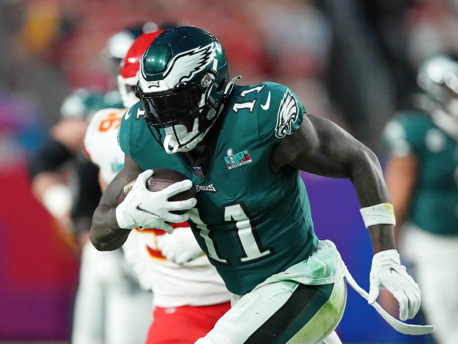 Eagles WR AJ Brown reveals what led to fallout with Titans