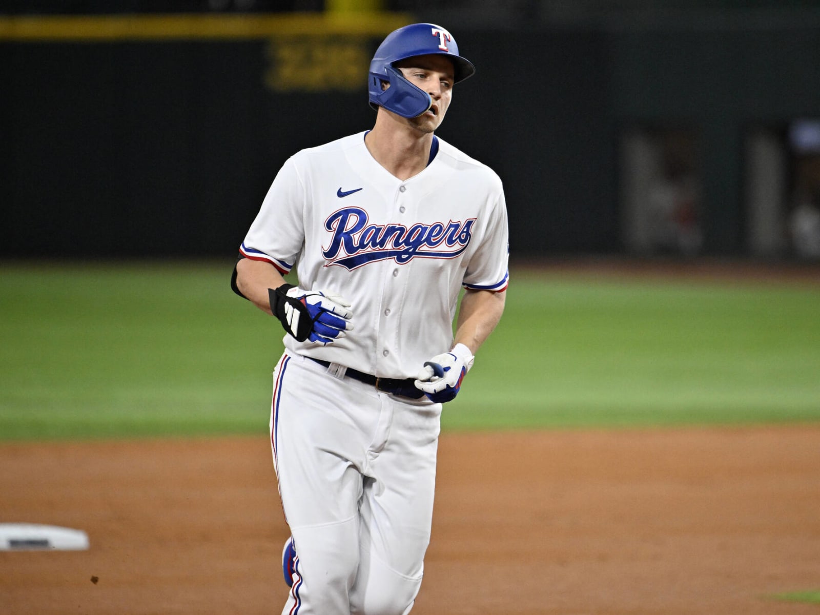 Texas Rangers: Corey Seager finally breaks his bat against Mets