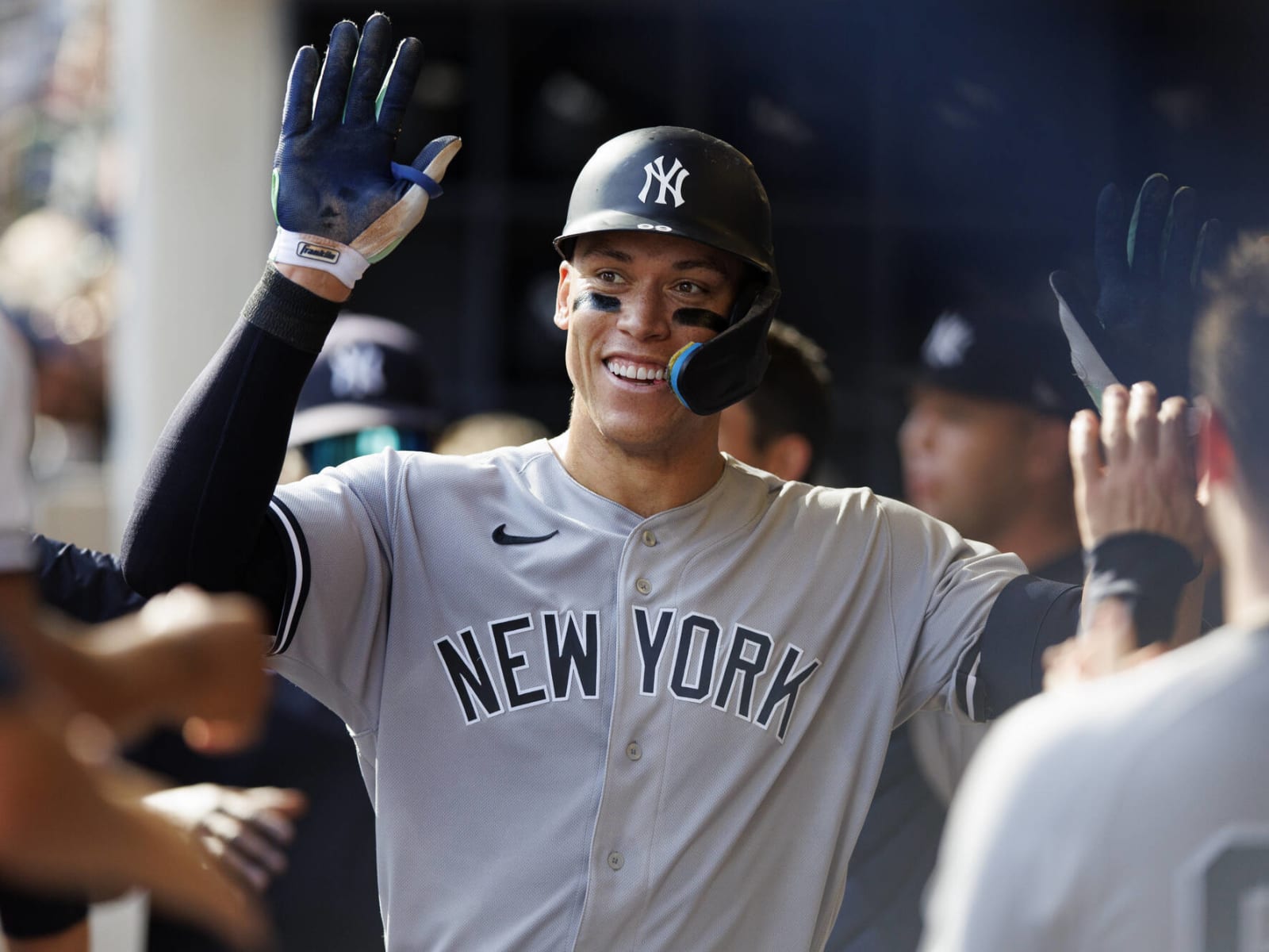 mlb wallpapers on X: aaron judge new york yankees #9   / X