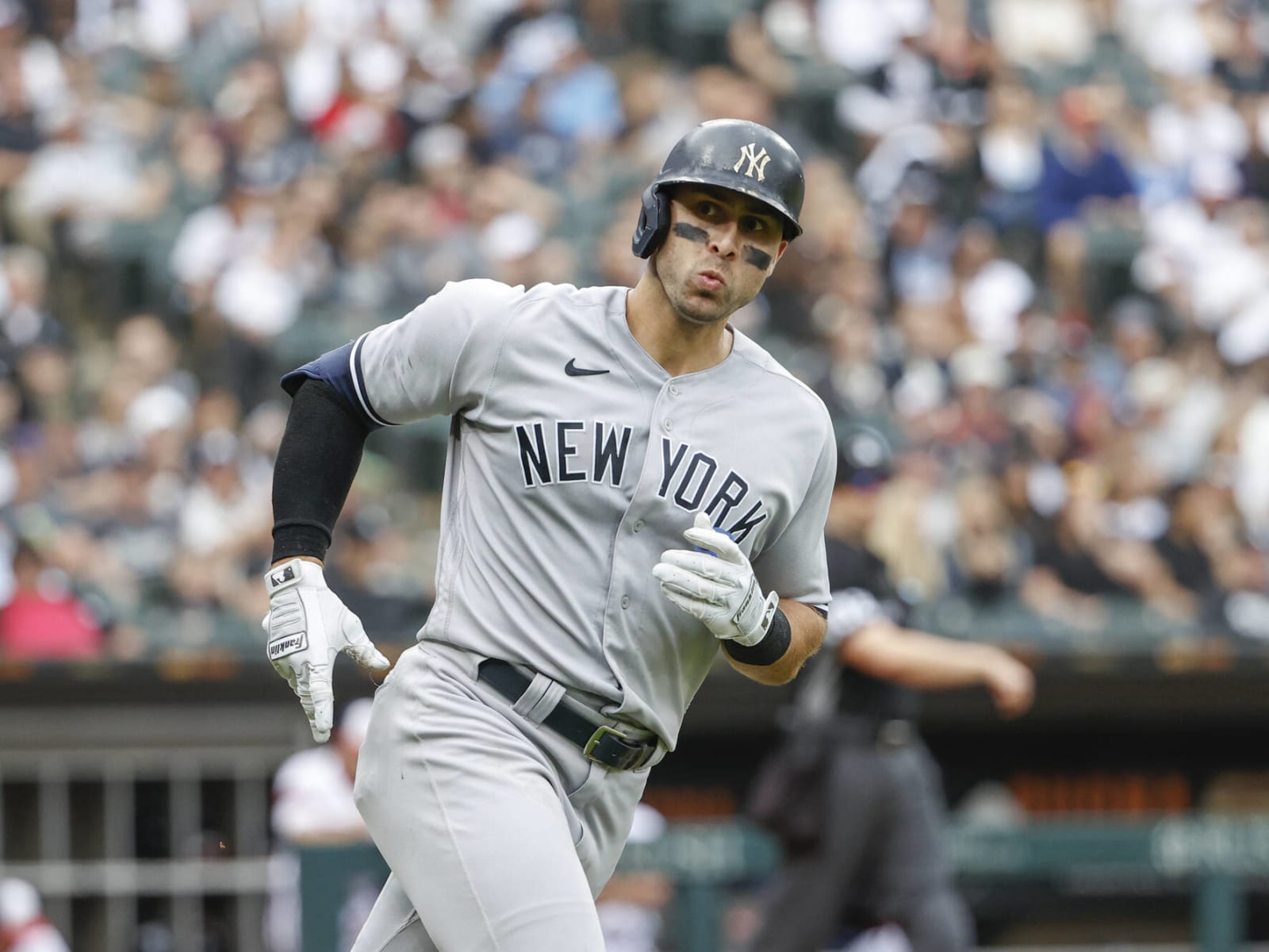 Yankees trade Joey Gallo to Dodgers