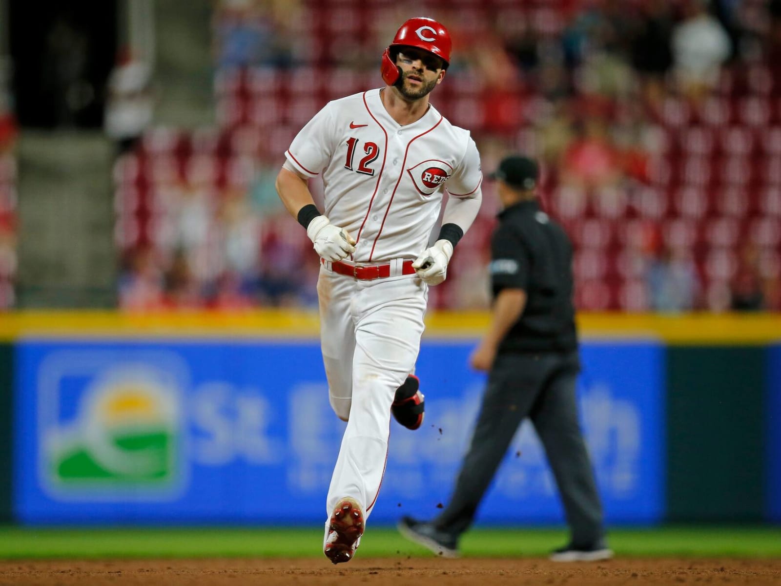 New York Mets acquire Tyler Naquin, Phillip Diehl from Cincinnati Reds