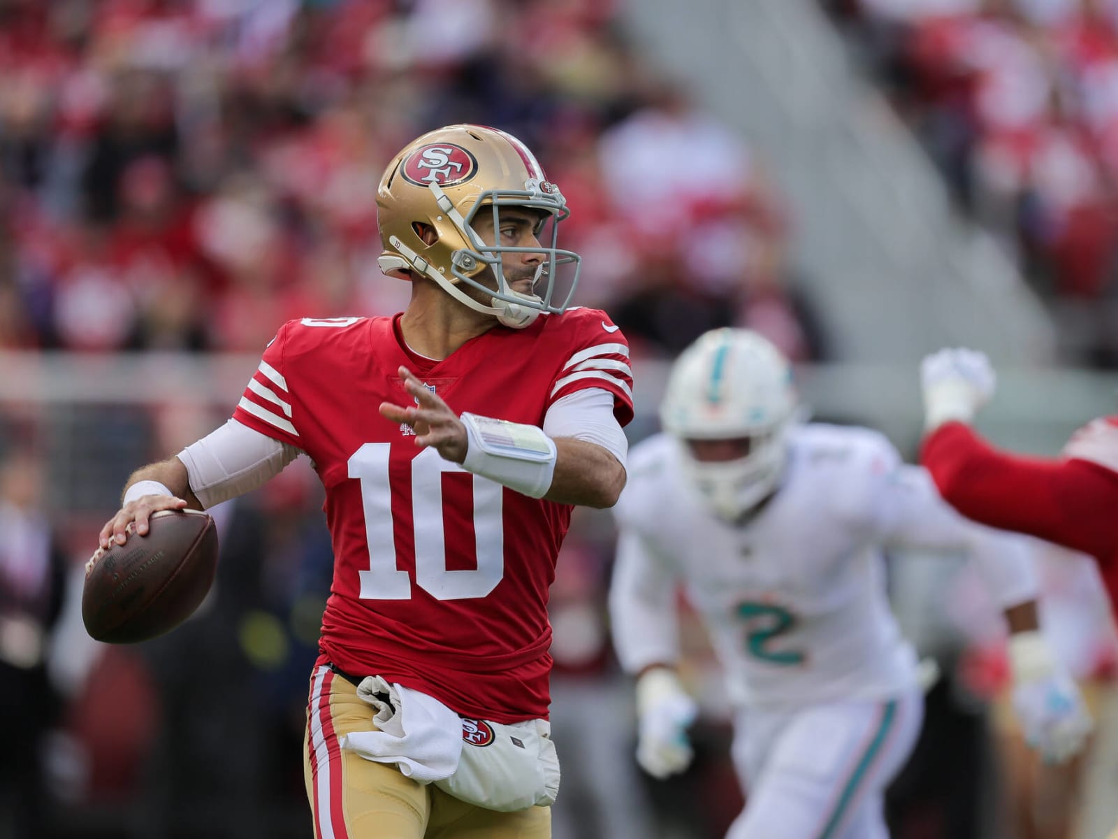 NFL rushing champ Josh Jacobs and new QB Jimmy Garoppolo ready to