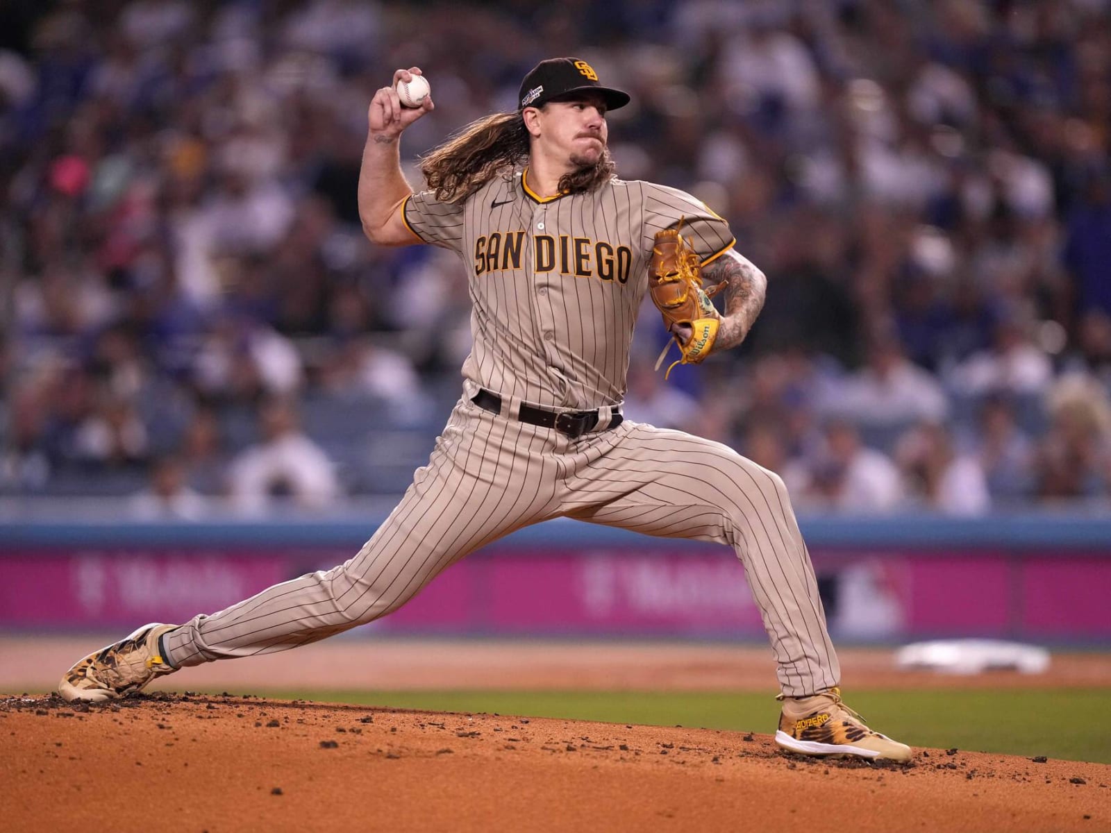 White Sox release statement on Clevinger domestic violence