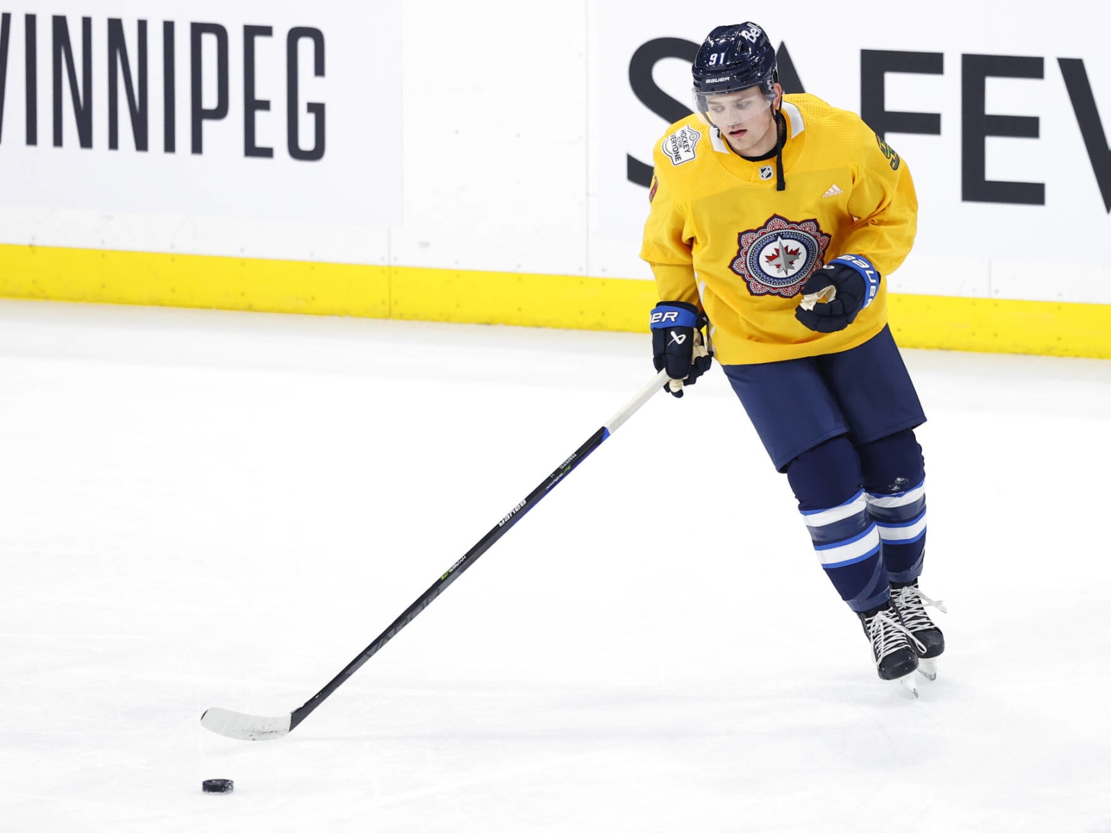 Jets place Cole Perfetti on IR