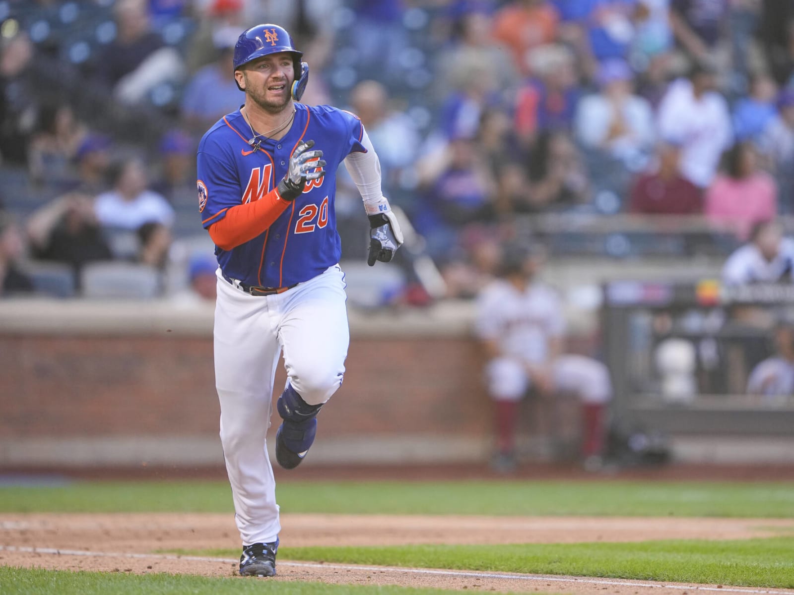 Mets deny report about Pete Alonso contract talks