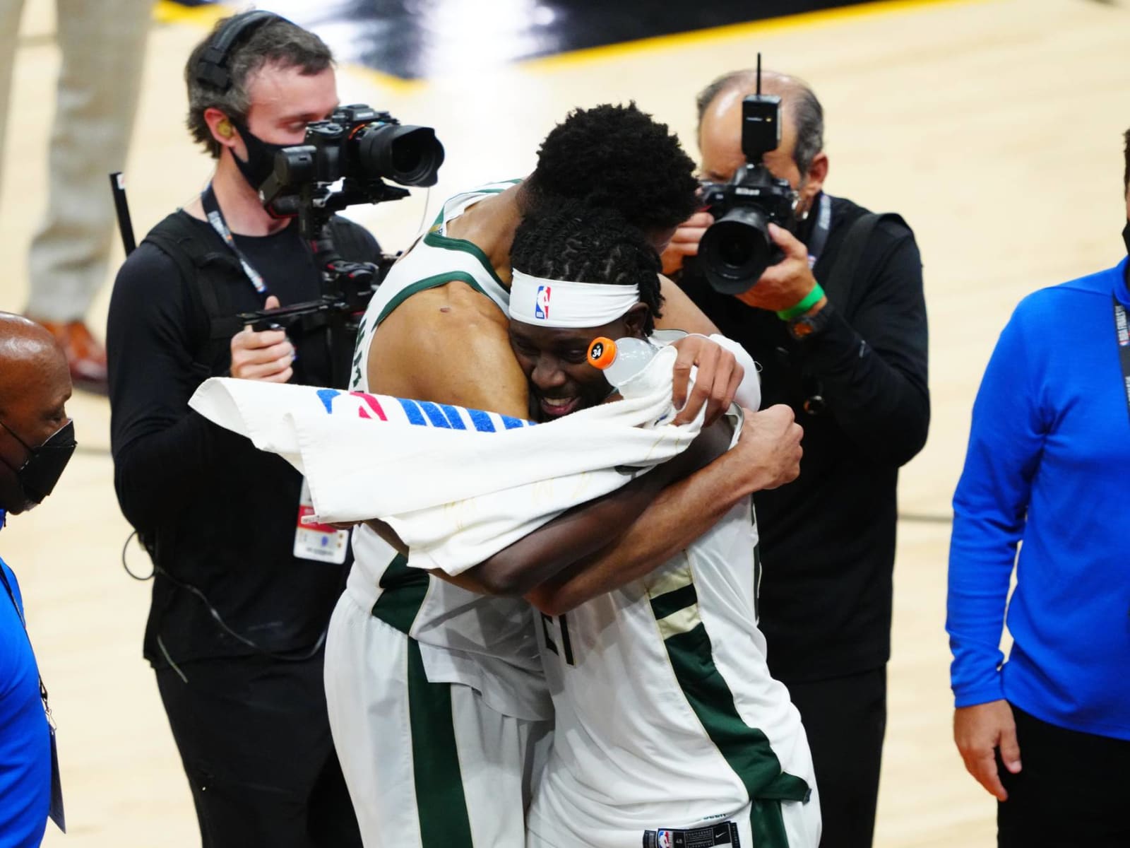 Jrue Holiday had alley-oop to Giannis in NBA Finals, teammate of year