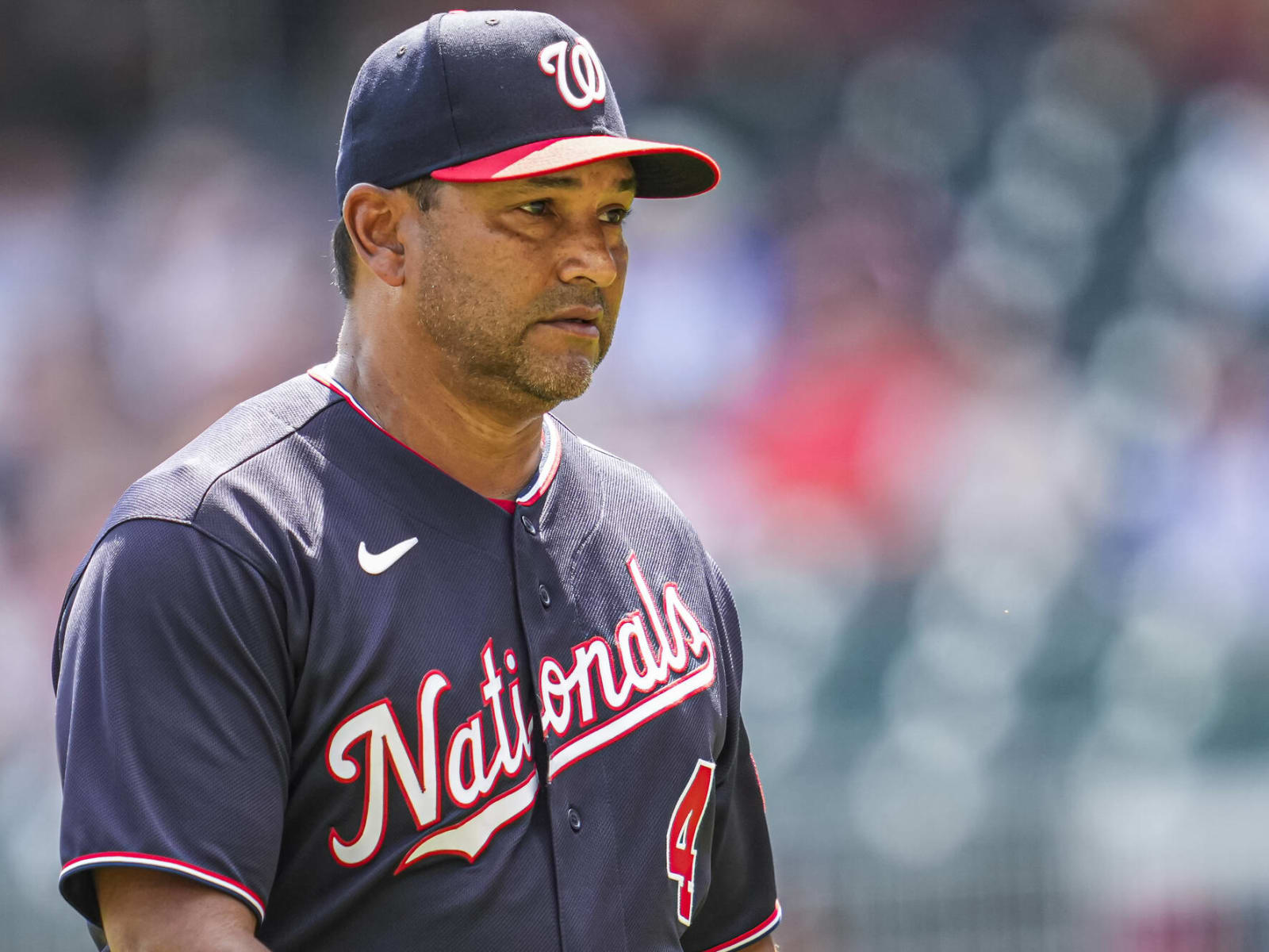 Nationals to wear lucky navy blue jerseys for all of World Series