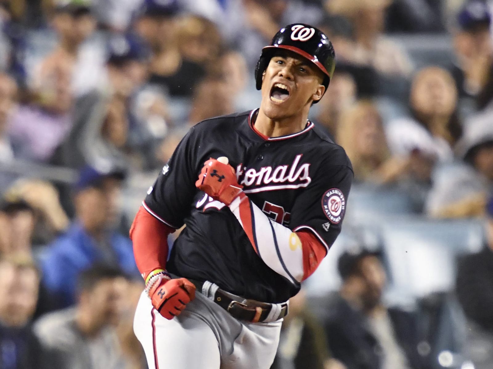 2019 NLDS/NLCS Game-Used Jersey: Yan Gomes