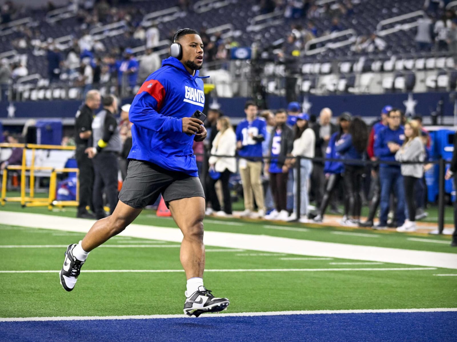 Saquon Barkley at pro day: 'I'm done running with a shirt off'