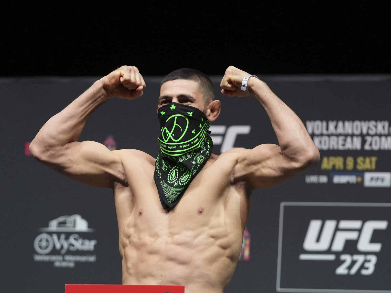 Paulo Costa, Khamzat Chimaev Have Altercation at UFC Performance Institute Yardbarker